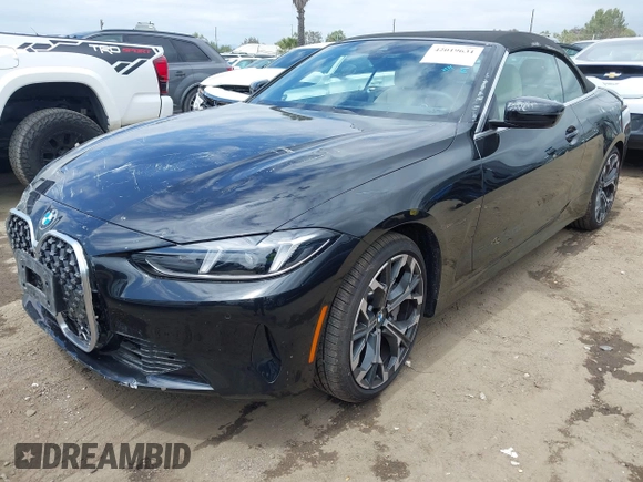 2025 BMW 4 Series 430i z VIN WBA33DB08SCU35159, wystawiony jako IAAI lot #42019631 z przebiegiem 895 mil mil oraz . Historia ofert i sprzedaży dostępna na DreamBid. Obrazek 23.