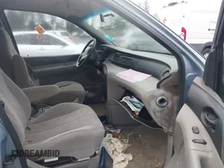 1998 Ford Windstar GL with VIN 2FMDA5141WBB65541, listed as a IAAI auction lot 41885747 with 163,822 mi miles and . Bid and sale history available at carsss.com. Image 5.