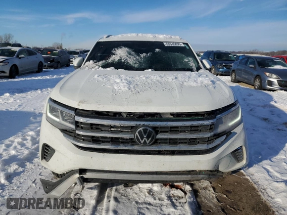 2023 Volkswagen Atlas SE z VIN 1V2WE2CA0PC222556, wystawiony jako Copart lot #88345095 z przebiegiem 22 975 mil mil oraz Szkoda całkowita • Salvage title. Historia ofert i sprzedaży dostępna na DreamBid. Obrazek 5.