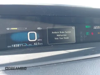 2020 Toyota Prius L Eco z VIN JTDKARFU5L3106001, wystawiony jako IAAI lot #41413697 z przebiegiem 185 811 mil mil oraz . Historia ofert i sprzedaży dostępna na DreamBid. Obrazek 7.