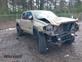 2017 Toyota Tacoma SR5 with VIN 5TFCZ5AN8HX076997, listed as a IAAI auction lot 41639530 with 93,328 mi miles and . Bid and sale history available at carsss.com. Image 1.