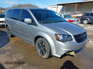 2017 Dodge Grand Caravan SE with VIN 2C4RDGBG6HR854314, listed as a IAAI auction lot 41576834 with 128,129 mi miles and . Bid and sale history available at DreamBid. Image 1.
