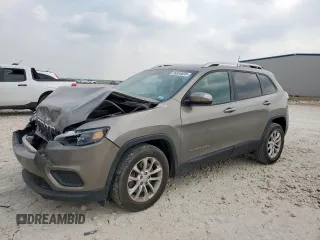 2020 Jeep Cherokee Latitude z VIN 1C4PJLCX7LD511157, wystawiony jako Copart lot #56926835 z przebiegiem 108 618 mil mil oraz Szkoda całkowita • Salvage title. Historia ofert i sprzedaży dostępna na DreamBid. Obrazek 1.