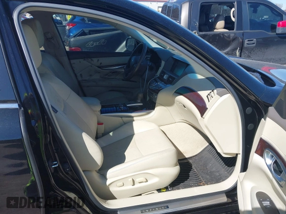 2017 Infiniti Q70 3.7 with VIN JN1BY1PP2HM170538, listed as a IAAI auction lot 41645612 with 143,649 mi miles and . Bid and sale history available at DreamBid. Image 5.
