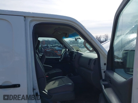 2013 Nissan NV S with VIN 1N6BF0KM9DN101101, listed as a IAAI auction lot 41384511 with 232,485 mi miles. Bid and sale history available at carsss.com. Image 5.