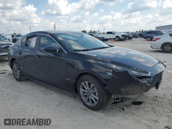 2022 Mazda 3 2.0 with VIN 3MZBPAA7XNM318683, listed as a Copart auction lot 70668574 with Not Provided miles and Salvage Title. Bid and sale history available at DreamBid. Image 4.