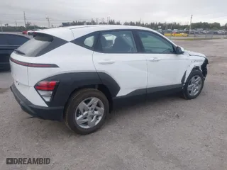 2025 Hyundai Kona SE with VIN KM8HA3AB3SU233511, listed as a IAAI auction lot 41592301 with 1,394 mi miles. Bid and sale history available at carsss.com. Image 4.