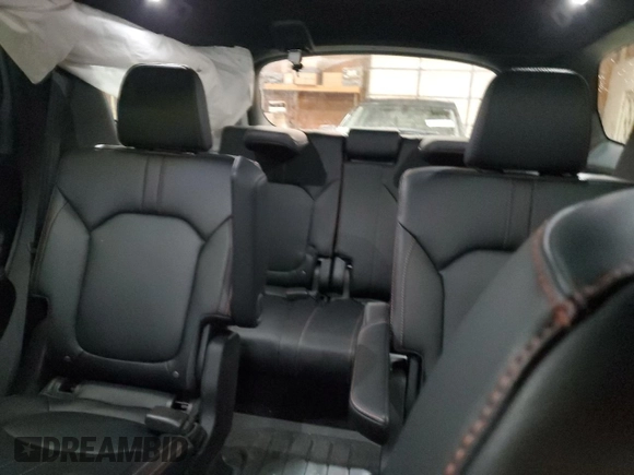 2023 Honda Pilot TrailSport with VIN 5FNYG1H6XPB009572, listed as a Copart auction lot 83375294 with 33,482 mi miles and Salvage Title. Bid and sale history available at carsss.com. Image 10.