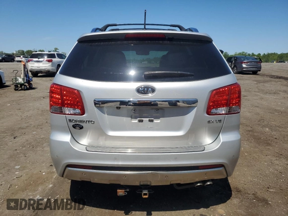 2013 Kia Sorento SX с VIN 5XYKWDA29DG342237, выставлен на аукционе Copart как лот 53755365 с пробегом 171 765 миль миль и Чистый • Clean title. История ставок и продаж доступна на DreamBid. Изображение 6.