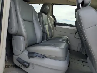 2011 Volkswagen Routan SE with VIN 2V4RW3DG5BR717538, listed as a Copart auction lot 50274824 with 174,033 mi miles and Clean title. Bid and sale history available at DreamBid. Image 11.