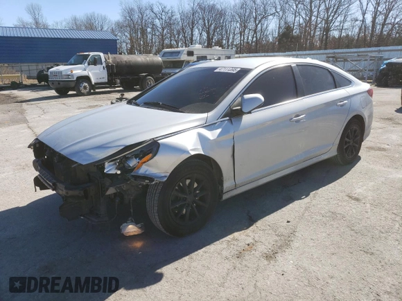 2019 Hyundai Sonata SE with VIN 5NPE24AF4KH792914, listed as a Copart auction lot 47111395 with 110,615 mi miles and Salvage Title. Bid and sale history available at DreamBid. Image 1.