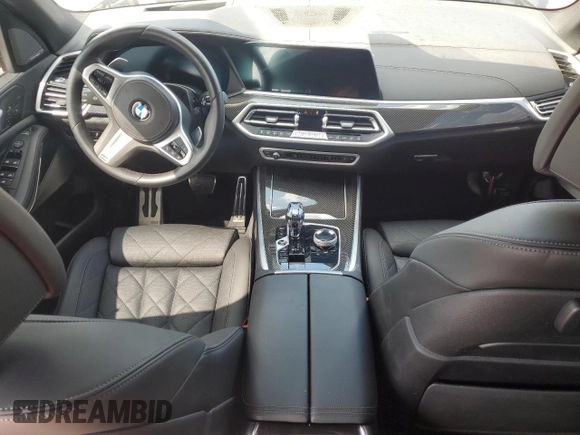 2023 BMW X5 M50i z VIN 5UXJU4C09P9P94657, wystawiony jako Copart lot #50709685 z przebiegiem Nie podano mil oraz Szkoda całkowita • Salvage title. Historia ofert i sprzedaży dostępna na DreamBid. Obrazek 8.