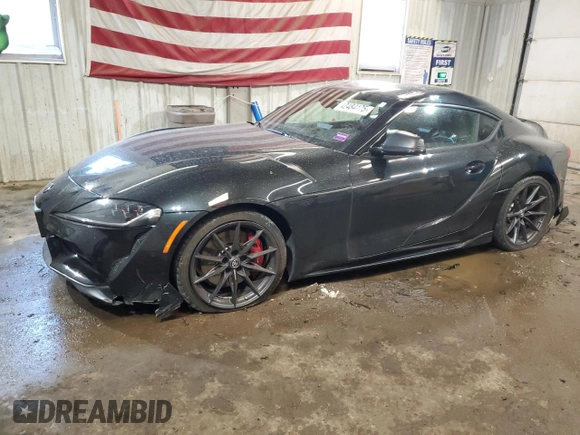 2025 Toyota GR Supra 3.0 with VIN WZ1DB0G0XSW068535, listed as a Copart auction lot 42484175 with 3,740 mi miles and Salvage Title. Bid and sale history available at carsss.com. Image 1.