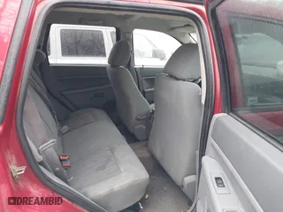 2006 Jeep Grand Cherokee Laredo with VIN 1J4HR48N66C251039, listed as a IAAI auction lot 40858197 with 178,094 mi miles. Bid and sale history available at carsss.com. Image 8.