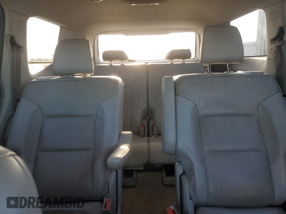 2019 GMC Acadia SLT z VIN 1GKKNMLS7KZ268786, wystawiony jako Copart lot #49250765 z przebiegiem 137 100 mil mil oraz Czysty tytuł • Clean title. Historia ofert i sprzedaży dostępna na DreamBid. Obrazek 10.