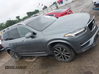 2018 Volvo XC90 Momentum with VIN YV4A22PK4J1322277, listed as a IAAI auction lot 42184555 with 105,818 mi miles and . Bid and sale history available at DreamBid. Image 13.