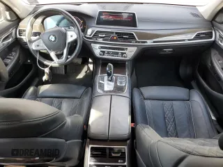 2022 BMW 7 Series 740i xDrive with VIN WBA7T4C07NCH70453, listed as a Copart auction lot 71671304 with 44,673 mi miles and Clean title. Bid and sale history available at DreamBid. Image 8.