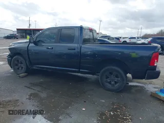 2017 Ram 1500 SLT z VIN 1C6RR6GG3HS775368, wystawiony jako IAAI lot #41374108 z przebiegiem 146 811 mil mil oraz . Historia ofert i sprzedaży dostępna na DreamBid. Obrazek 15.