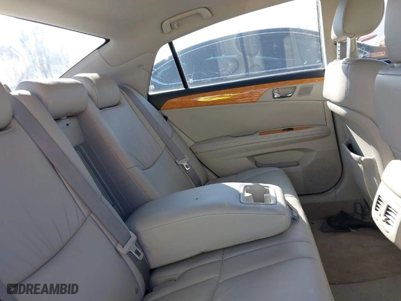 2006 Toyota Avalon XL with VIN 4T1BK36B06U135246, listed as a IAAI auction lot 41888065 with 185,899 mi miles. Bid and sale history available at carsss.com. Image 8.