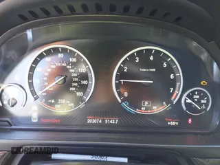 2015 BMW 5 Series 535i with VIN WBA5B1C53FD922886, listed as a IAAI auction lot 41471826 with 202,074 mi miles and . Bid and sale history available at carsss.com. Image 7.