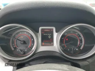 2017 Dodge Journey SXT with VIN 3C4PDDBG0HT542623, listed as a Copart auction lot 61628385 with 130,285 mi miles and Salvage title. Bid and sale history available at DreamBid. Image 9.