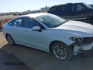 2020 Ford Fusion SE with VIN 3FA6P0HD5LR235064, listed as a IAAI auction lot 41664390 with 38,473 mi miles. Bid and sale history available at carsss.com. Image 14.