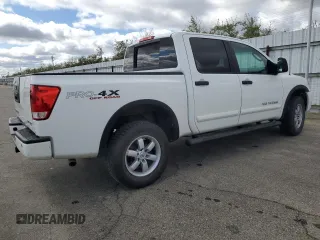2011 Nissan Titan SL with VIN 1N6AA0EC7BN326725, listed as a Copart auction lot 47419885 with 173,116 mi miles and Clean Title. Bid and sale history available at carsss.com. Image 3.
