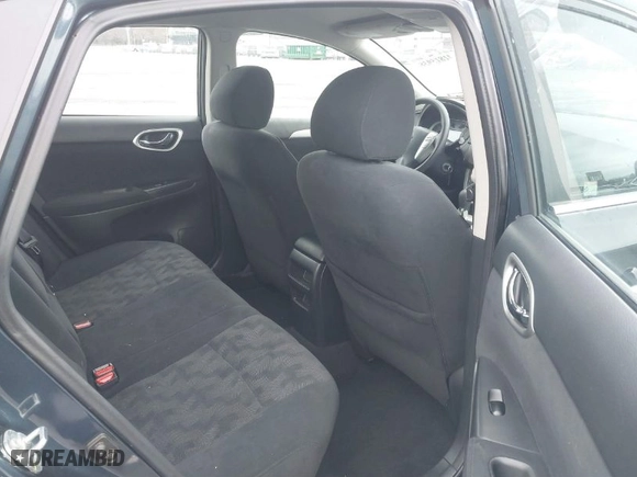 2013 Nissan Sentra SR with VIN 3N1AB7AP4DL771138, listed as a IAAI auction lot 41815938 with 100,529 mi miles. Bid and sale history available at carsss.com. Image 8.