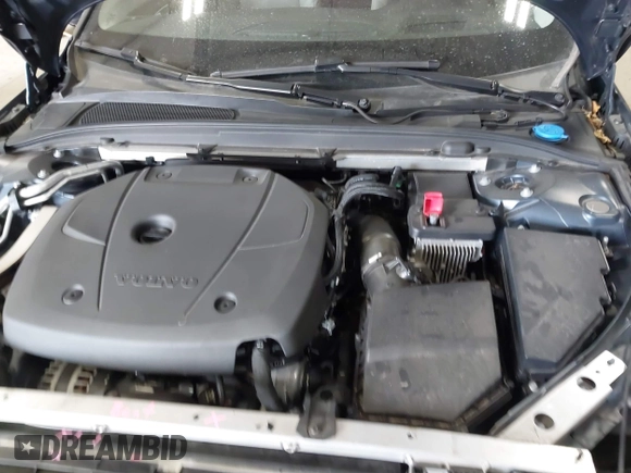 2022 Volvo V60 with VIN YV4102WK7N2092046, listed as a IAAI auction lot 41405128 with 37,785 mi miles and . Bid and sale history available at DreamBid. Image 10.