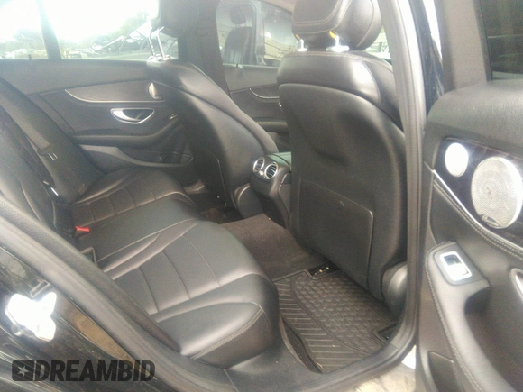 2015 Mercedes-Benz C-Class C 300 Luxury with VIN 55SWF4KB3FU087335, listed as a IAAI auction lot 40093209 with 72,690 mi miles. Bid and sale history available at carsss.com. Image 8.