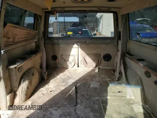 2000 Chevrolet Astro Cargo w/YF7 with VIN 1GBDM19W8YB142121, listed as a Copart auction lot 75484534 with 199,930 mi miles and Salvage Title. Bid and sale history available at carsss.com. Image 10.