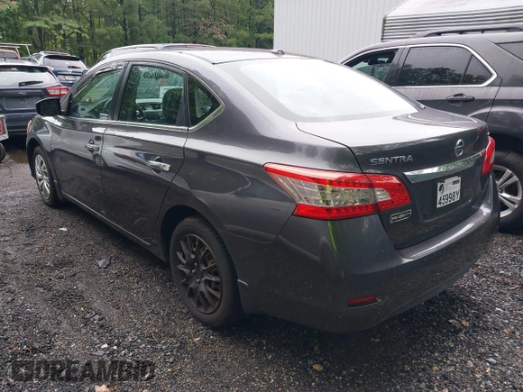 2015 Nissan Sentra SV z VIN 3N1AB7AP4FL671348, wystawiony jako IAAI lot #42503401 z przebiegiem 196 820 mil mil oraz . Historia ofert i sprzedaży dostępna na DreamBid. Obrazek 3.