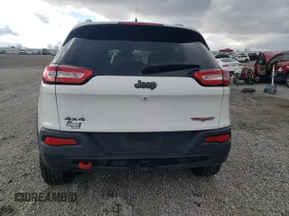 2017 Jeep Cherokee Trailhawk L Plus with VIN 1C4PJMBB7HW500120, listed as a Copart auction lot 84458794 with 157,311 mi miles and Salvage Title. Bid and sale history available at carsss.com. Image 6.