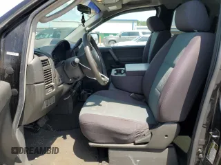 2006 Nissan Titan SE z VIN 1N6BA06A66N569501, wystawiony jako Copart lot #59872455 z przebiegiem 80 057 mil mil oraz Szkoda całkowita • Salvage title. Historia ofert i sprzedaży dostępna na DreamBid. Obrazek 7.