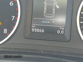 2015 Volkswagen Tiguan SE z VIN WVGBV7AX3FW583163, wystawiony jako IAAI lot #41991409 z przebiegiem 99 866 mil mil oraz . Historia ofert i sprzedaży dostępna na DreamBid. Obrazek 16.