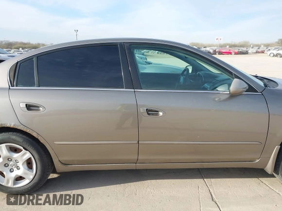 2003 Nissan Altima S with VIN 1N4AL11E63C158993, listed as a IAAI auction lot 41399813 with 193,428 mi miles and . Bid and sale history available at DreamBid. Image 13.