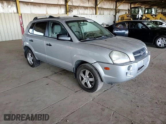 2008 Hyundai Tucson GLS with VIN KM8JM12B38U818352, listed as a Copart auction lot 71503394 with 186,965 mi miles and Salvage Title. Bid and sale history available at carsss.com. Image 11.
