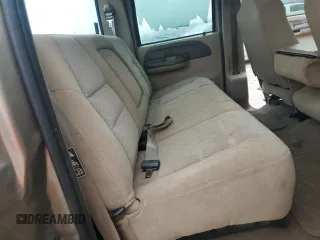 2003 Ford F-250 XL с VIN 1FTNW20P73EB82199, выставлен на аукционе Copart как лот 44218015 с пробегом Не указан миль и Списание • Salvage title. История ставок и продаж доступна на DreamBid. Изображение 10.