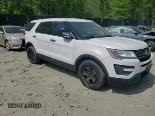 2016 Ford Police Interceptor Utility z VIN 1FM5K8ARXGGC73455, wystawiony jako Copart lot #53390105 z przebiegiem 110 137 mil mil oraz Szkoda całkowita • Salvage title. Historia ofert i sprzedaży dostępna na DreamBid. Obrazek 14.