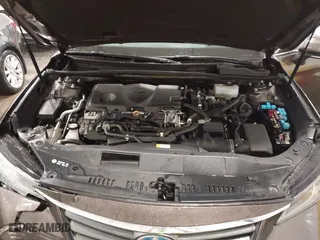 2019 Toyota Avalon Hybrid Limited with VIN 4T1B21FB3KU007114, listed as a IAAI auction lot 41658316 with 127,785 mi miles. Bid and sale history available at carsss.com. Image 10.