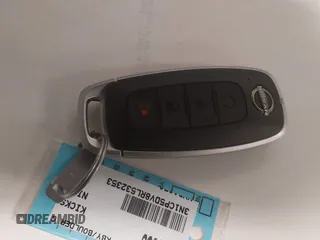 2024 Nissan Kicks SR z VIN 3N1CP5DV8RL532353, wystawiony jako IAAI lot #42076078 z przebiegiem 2 525 mil mil oraz . Historia ofert i sprzedaży dostępna na DreamBid. Obrazek 11.