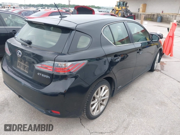 2012 Lexus CT CT 200h with VIN JTHKD5BHXC2108209, listed as a IAAI auction lot 42178089 with 202,460 mi miles and . Bid and sale history available at carsss.com. Image 4.