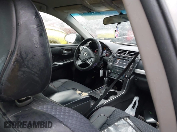 2015 Toyota Camry XLE with VIN 4T1BF1FK5FU925523, listed as a IAAI auction lot 41567775 with 159,086 mi miles. Bid and sale history available at carsss.com. Image 5.