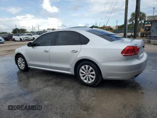 2015 Volkswagen Passat Limited Edition with VIN 1VWAT7A30FC009315, listed as a Copart auction lot 61481785 with 50,012 mi miles and Salvage title. Bid and sale history available at DreamBid. Image 2.