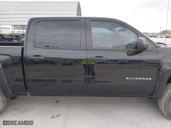 2014 Chevrolet Silverado 1500 LT with VIN 3GCUKREC5EG493728, listed as a IAAI auction lot 41710490 with 243,509 mi miles. Bid and sale history available at carsss.com. Image 13.