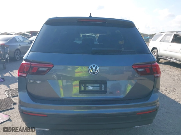 2021 Volkswagen Tiguan S with VIN 3VV1B7AX5MM081763, listed as a IAAI auction lot 41509452 with 24,945 mi miles. Bid and sale history available at carsss.com. Image 16.