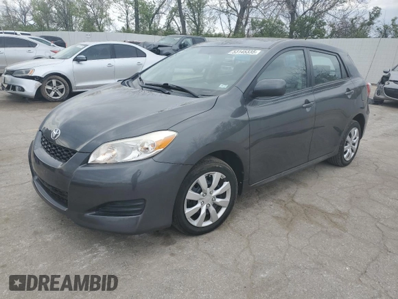 2011 Toyota Matrix z VIN 2T1KU4EE1BC738469, wystawiony jako Copart lot #53145335 z przebiegiem 69 787 mil mil oraz Szkoda całkowita • Salvage title. Historia ofert i sprzedaży dostępna na DreamBid. Obrazek 1.