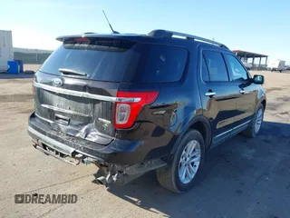 2013 Ford Explorer XLT with VIN 1FM5K7D83DGA70965, listed as a IAAI auction lot 41774189 with 159,032 mi miles. Bid and sale history available at carsss.com. Image 4.