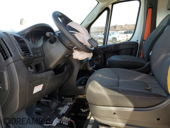 2024 Ram ProMaster Cargo Tradesman with VIN 3C6LRVDG5RE105345, listed as a Copart auction lot 80251084 with 2,440 mi miles and Non Repairable. Bid and sale history available at DreamBid. Image 7.