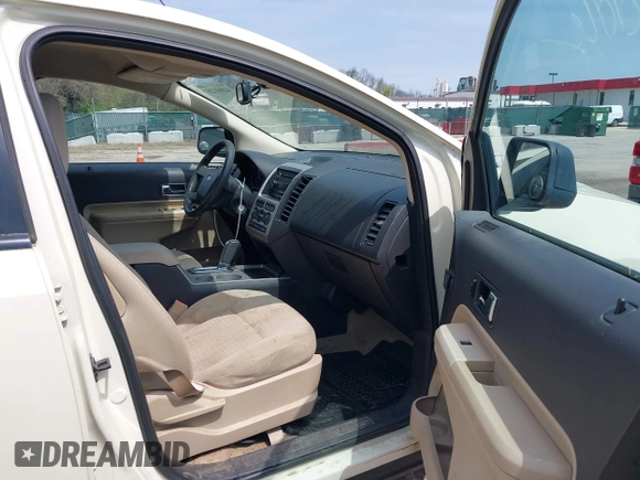 2008 Ford Edge SE with VIN 2FMDK36C78BA95483, listed as a IAAI auction lot 42001287 with 208,464 mi miles. Bid and sale history available at carsss.com. Image 5.